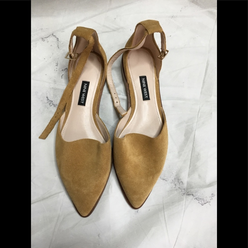Nine West real suede tan ankle strap shoes NWOT